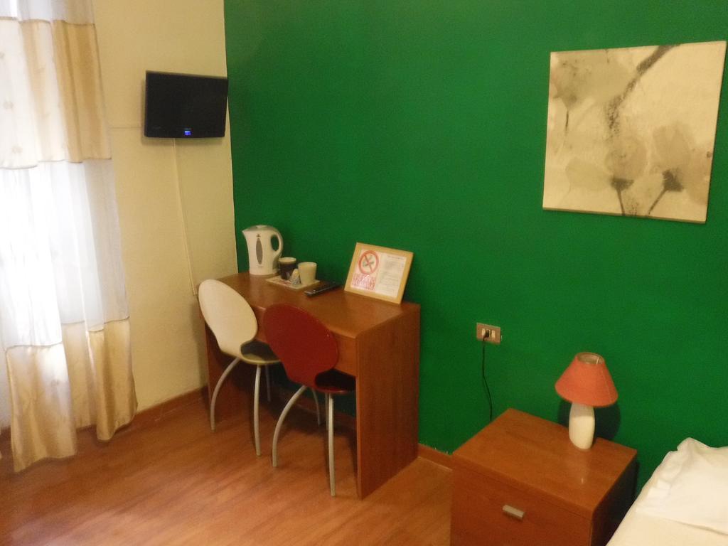 Ares Rooms Roma Cameră foto