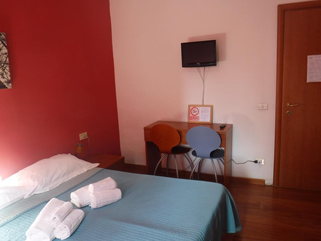 Ares Rooms Roma Cameră foto