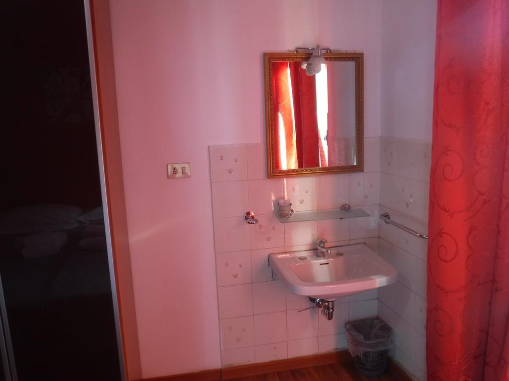 Ares Rooms Roma Cameră foto